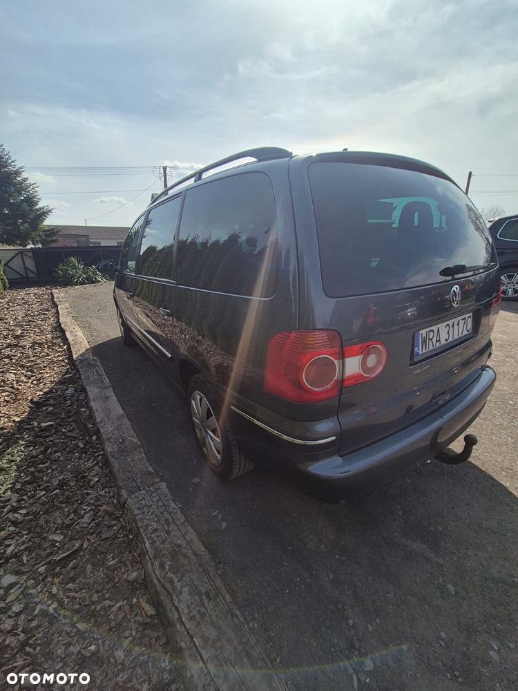 Volkswagen Sharan 2.0 TDI Highline - 8