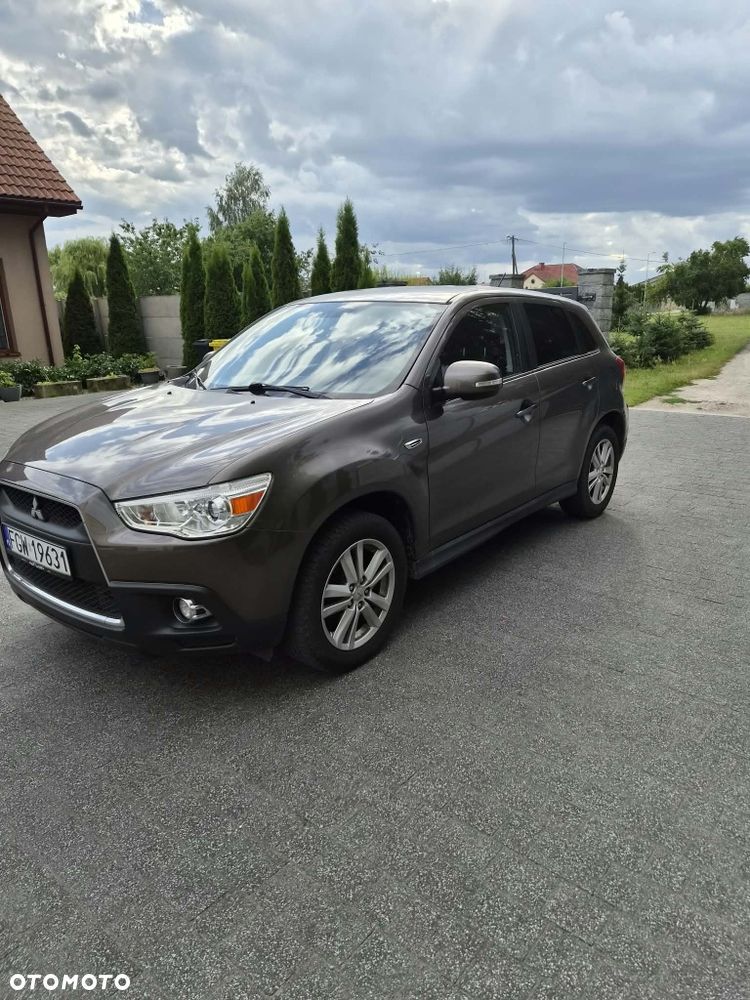 Mitsubishi ASX - 1