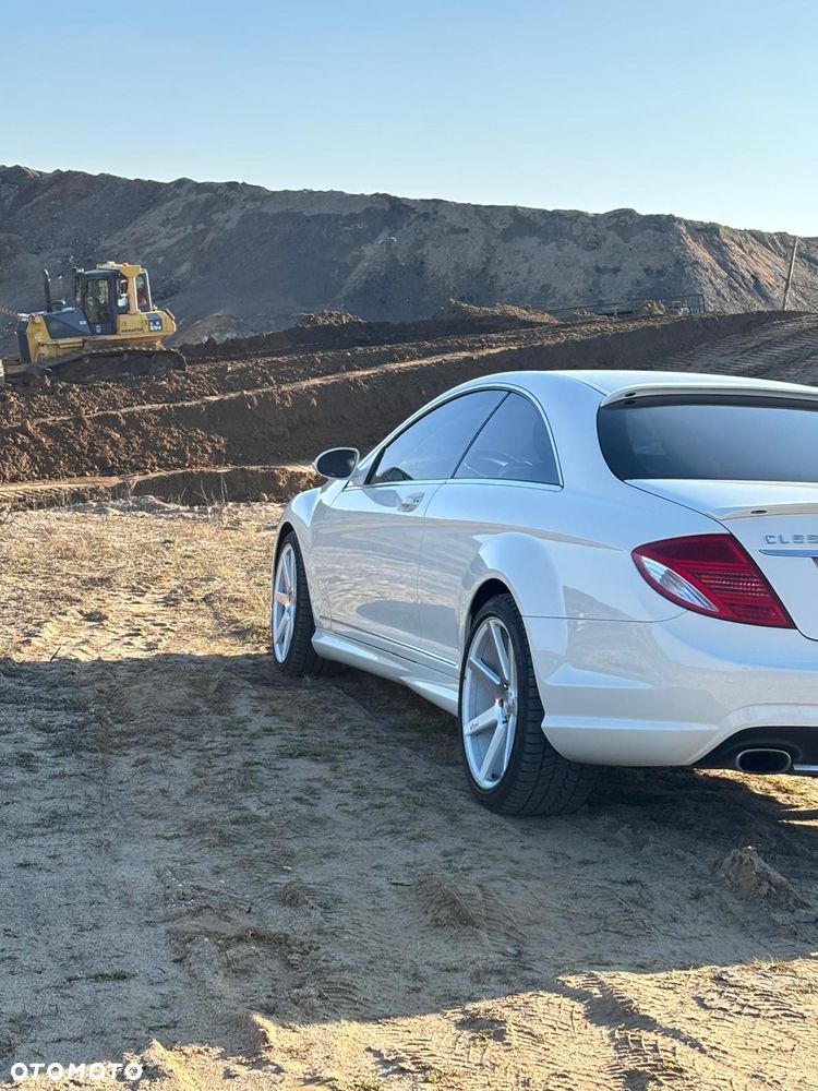Mercedes-Benz CL 500 4Matic 7G-TRONIC - 12