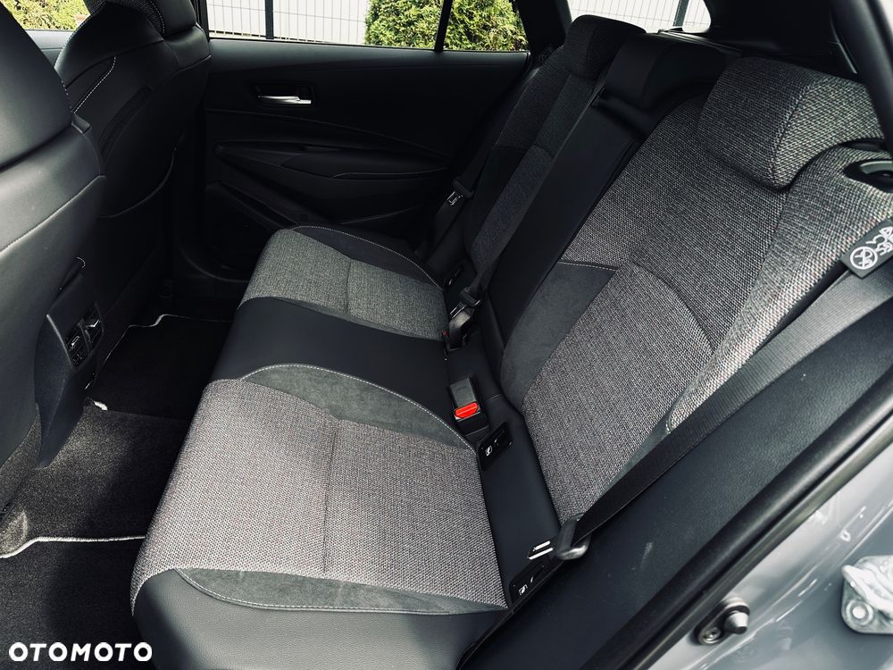 Toyota Corolla 1.8 Hybrid Style - 20
