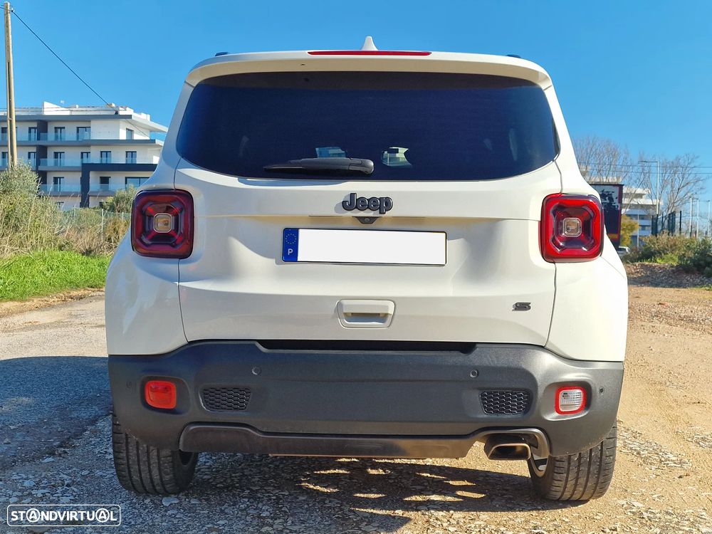 Jeep Renegade - 10