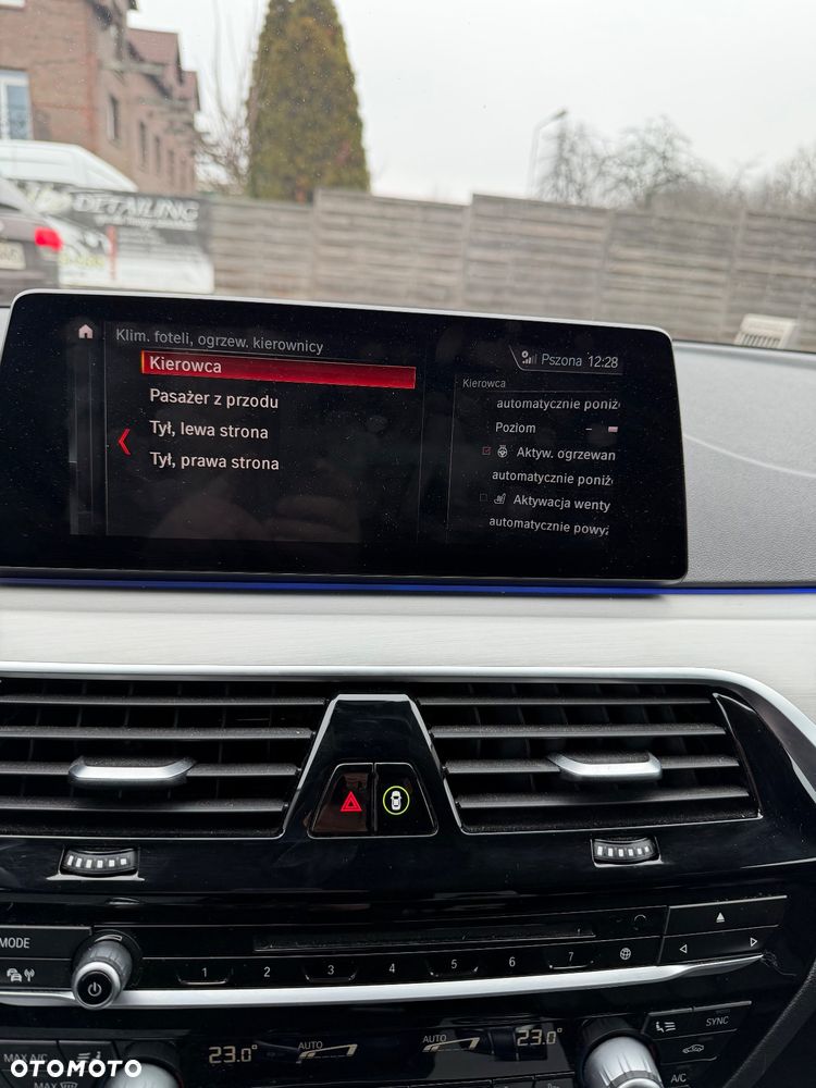 BMW Seria 5 530d xDrive Sport Line sport - 22