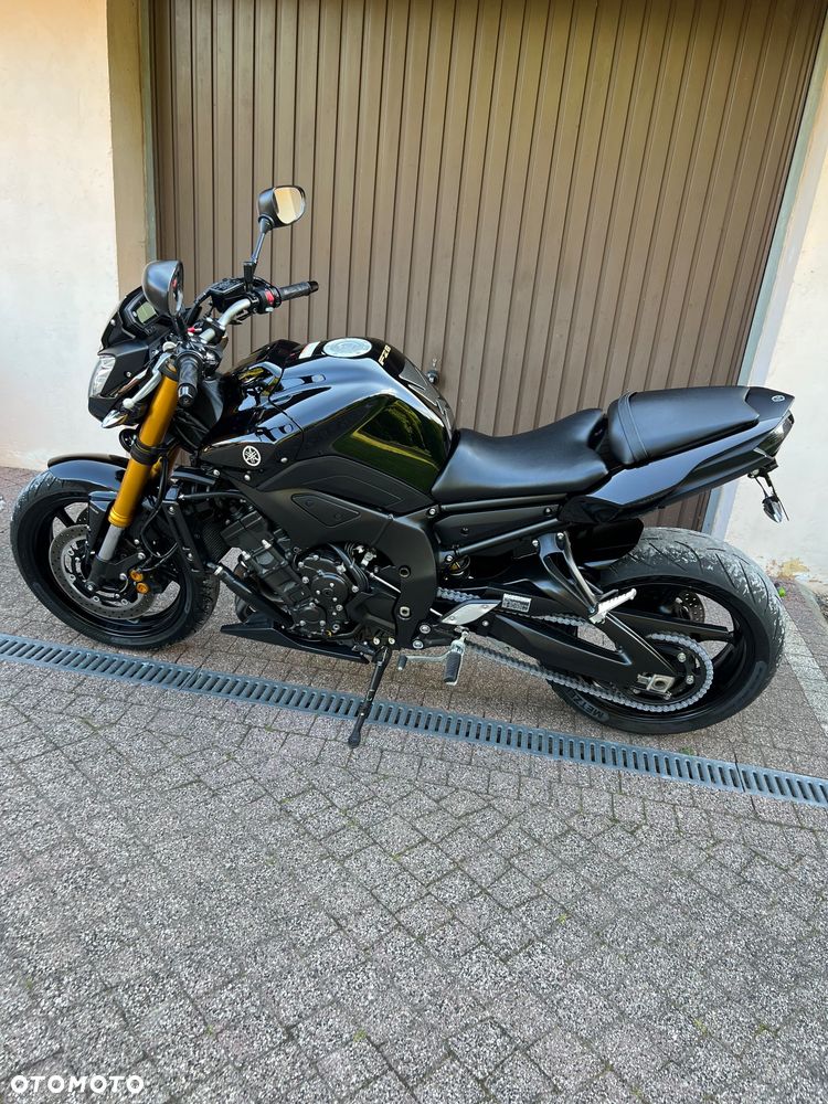 Yamaha FZ8 - 16