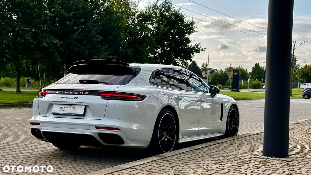 Porsche Panamera 4S Executive - 39