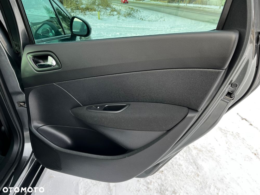 Peugeot 308 HDi FAP 150 Style - 23