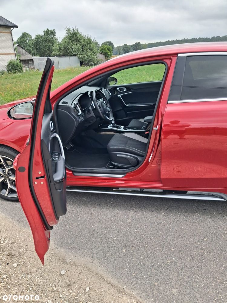 Kia ProCeed 1.6 CRDi DCT7 SCR GT LINE - 9