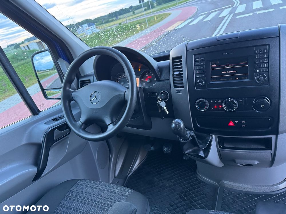 Mercedes-Benz Sprinter - 6
