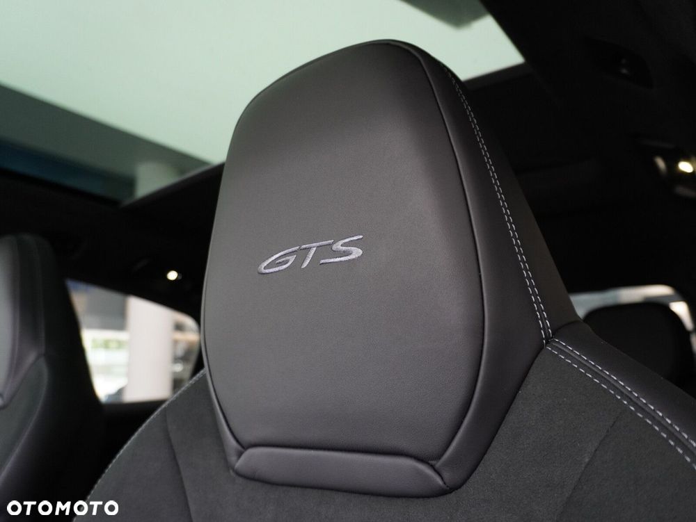 Porsche Cayenne GTS - 25