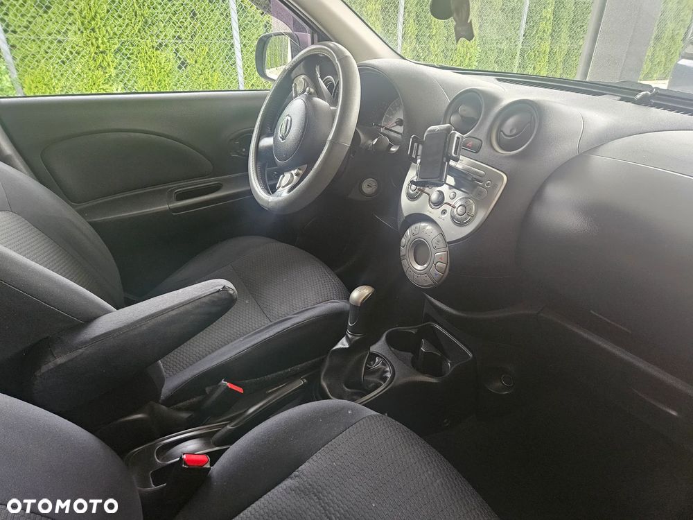 Nissan Micra - 2