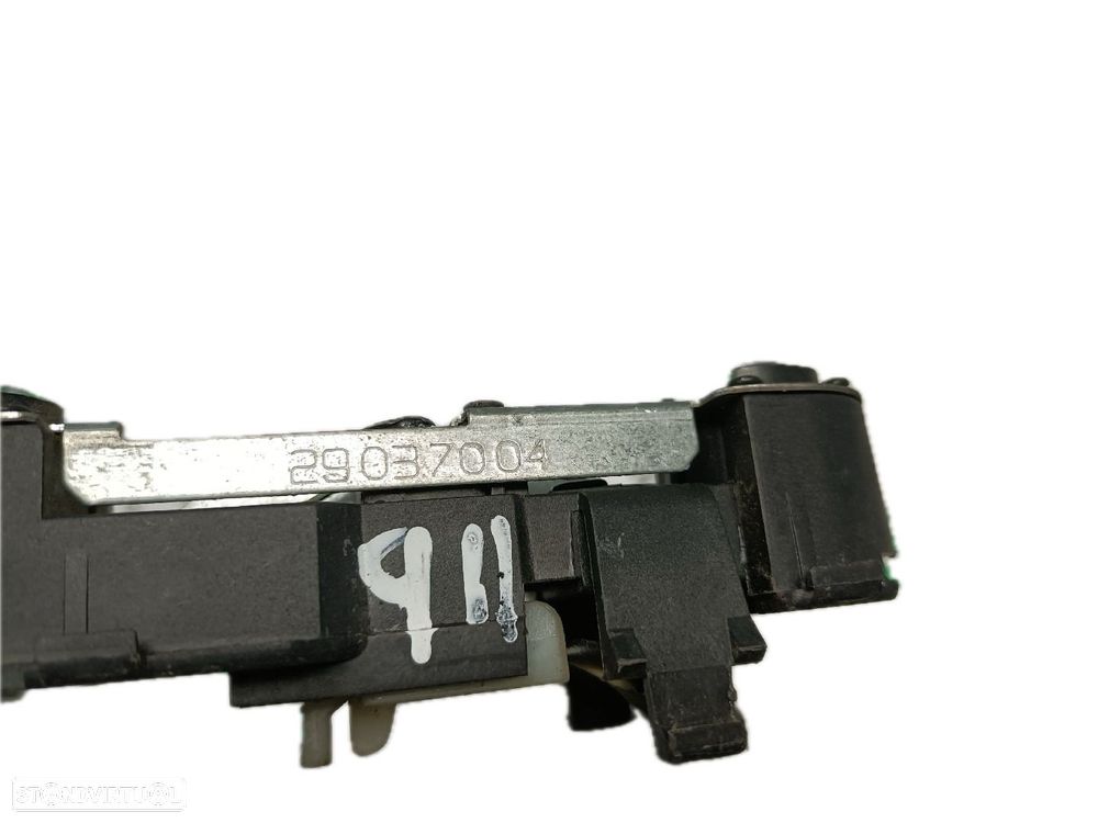 Suporte Lâmpadas Farolim Alfa Romeo 156 (932_) - 3