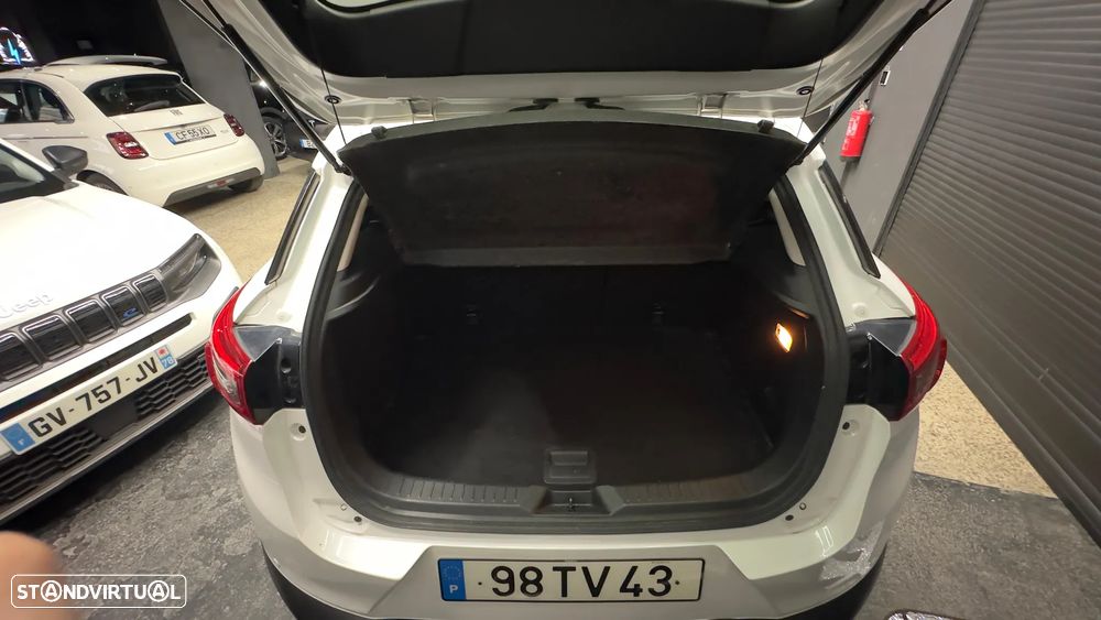 Mazda CX-3 1.5 Sky.Excellence HT Navi - 32