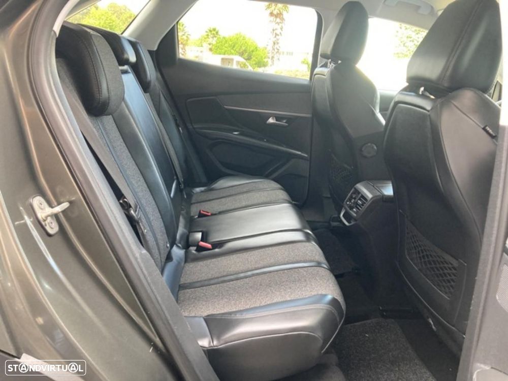 Peugeot 3008 1.2 PureTech Active - 30
