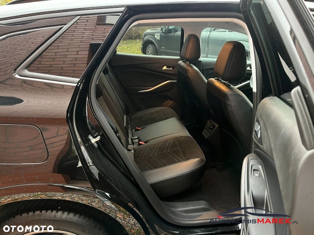 Opel Grandland 1.2 T Business Elegance S&S - 26