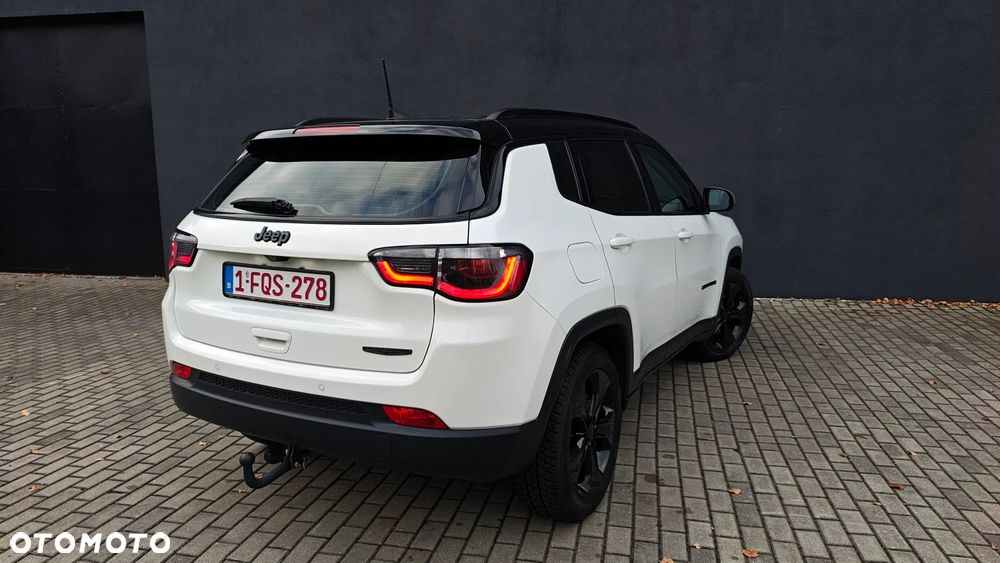 Jeep Compass - 23