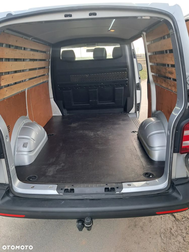 Volkswagen Transporter - 5