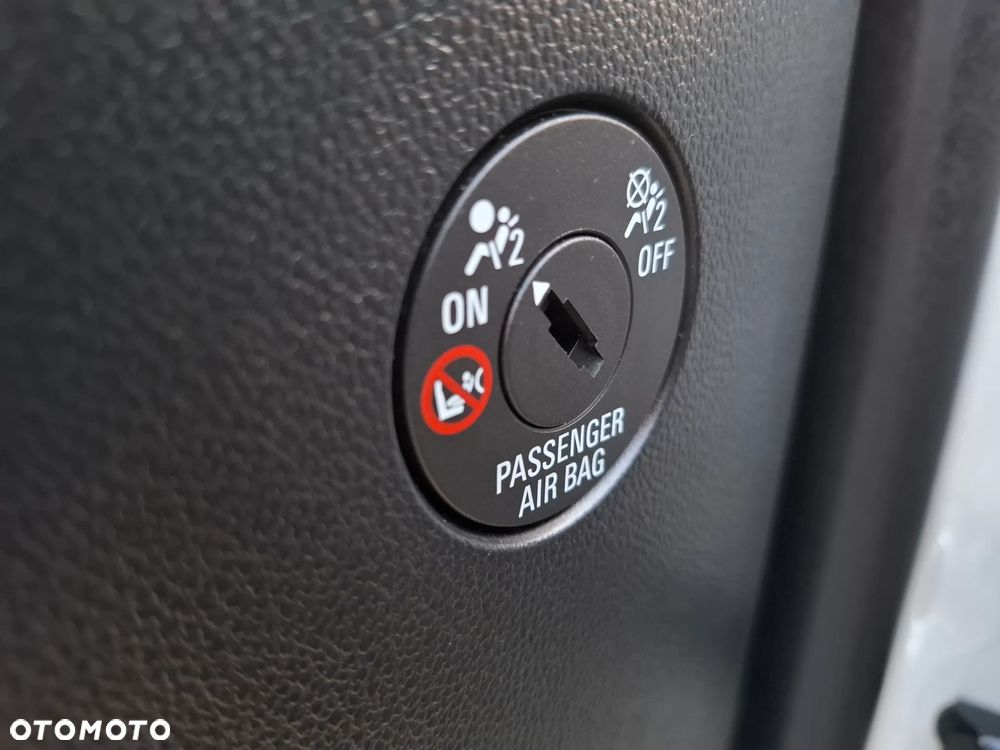 Opel Insignia 2.0 CDTI Cosmo - 25