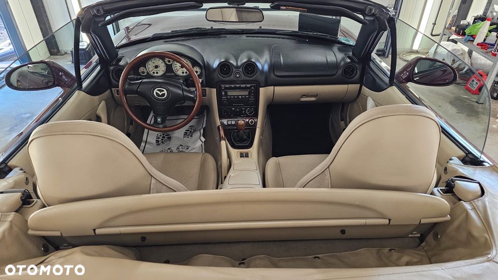 Mazda MX-5 1.9i 16V Memories - 17