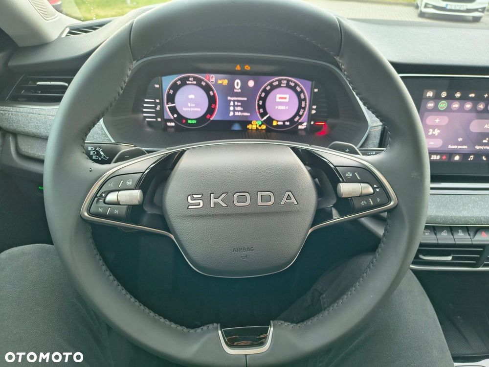 Skoda Octavia 1.5 TSI mHEV Drive Selection DSG - 24
