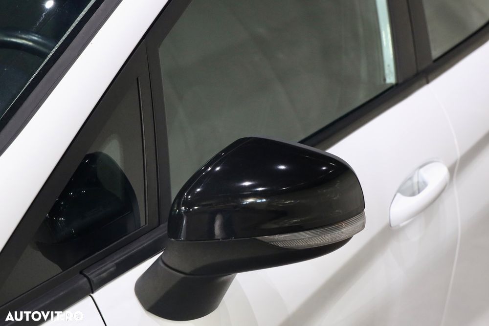 Ford Fiesta 1.0 EcoBoost Powershift Trend - 23