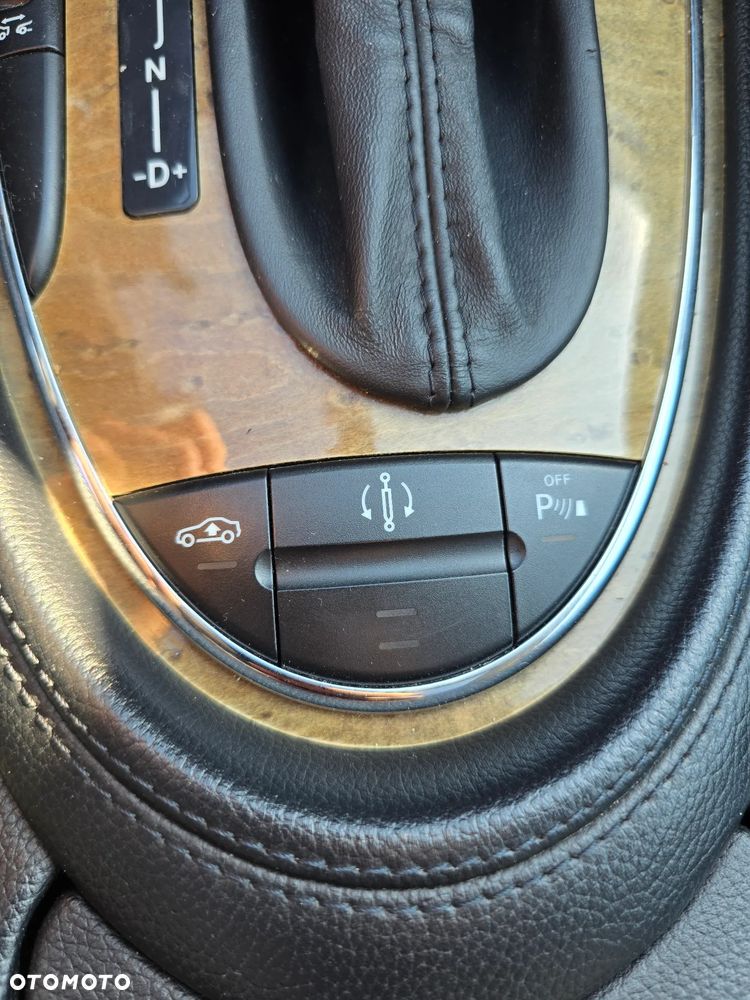 Mercedes-Benz CLS 350 CGI - 28