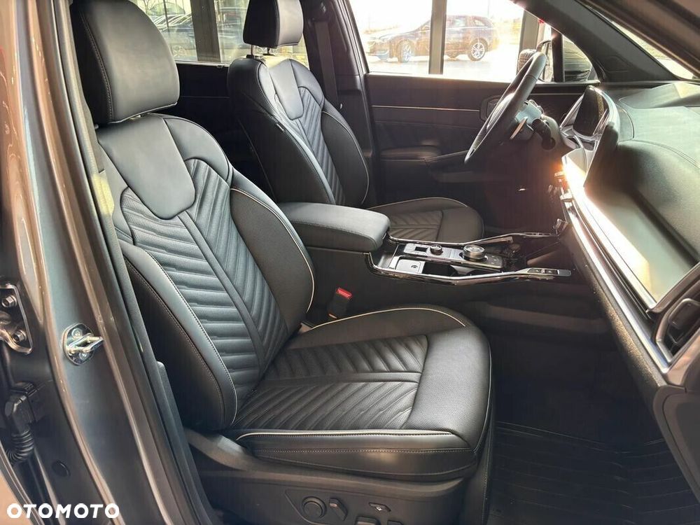 Kia Sorento - 25