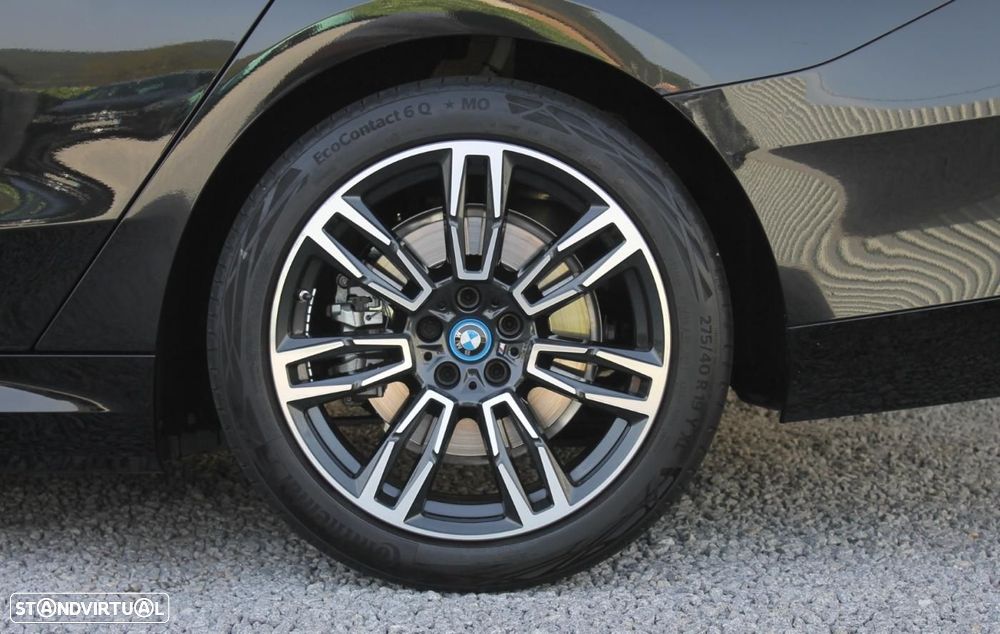 BMW 530 e Pack Desportivo M - 58
