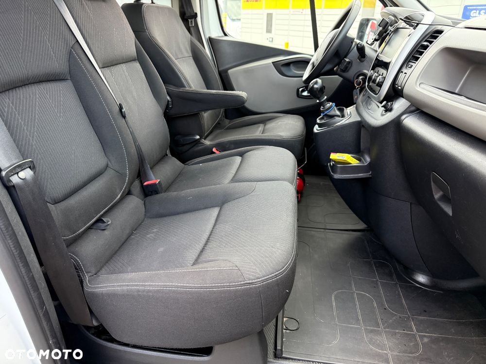 Renault TRAFIC - 11