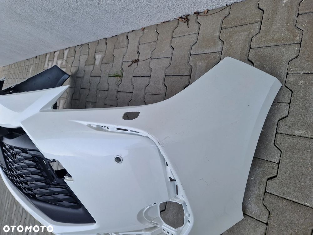 Zderzak Toyota Corolla XII E210 E21 sedan - 9