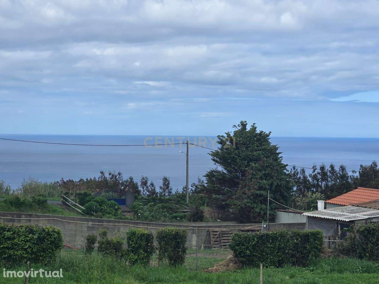 Terreno, 696 m², Lomba da Fazenda - Grande imagem: 2/11