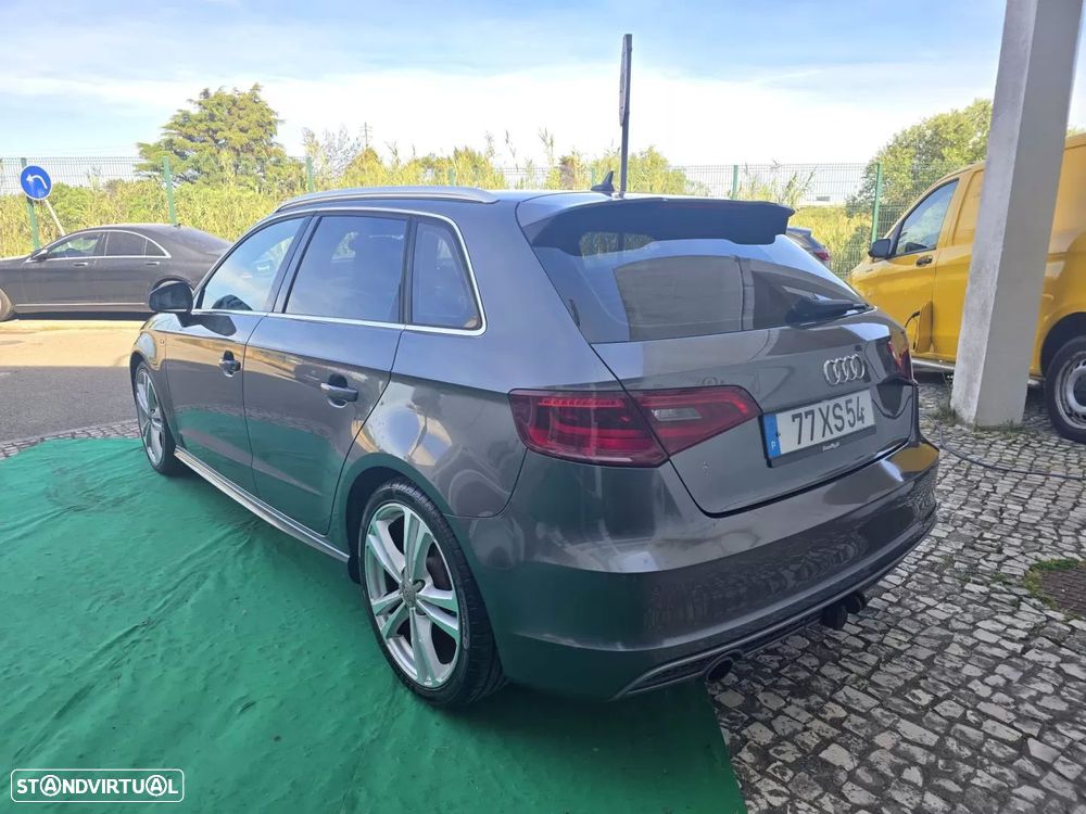 Audi A3 Sportback 1.6 TDI (clean diesel) S line Sport Pack - 4