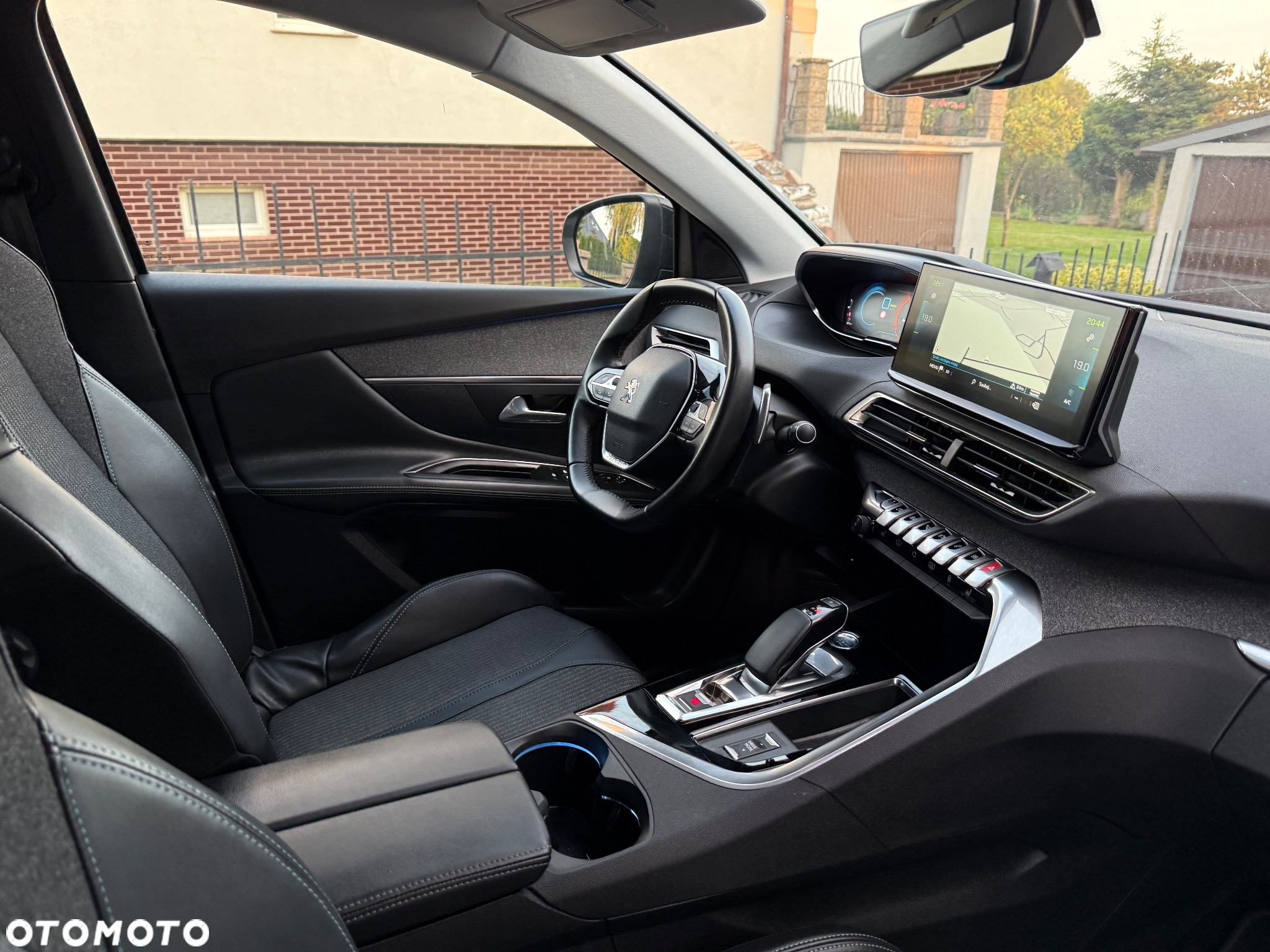 Peugeot 3008 Hybrid 225 e-EAT8 Allure Pack - 19