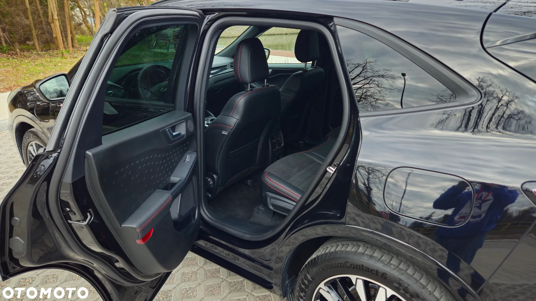 Ford Kuga 2.5P PHEV FWD ST-Line - 11