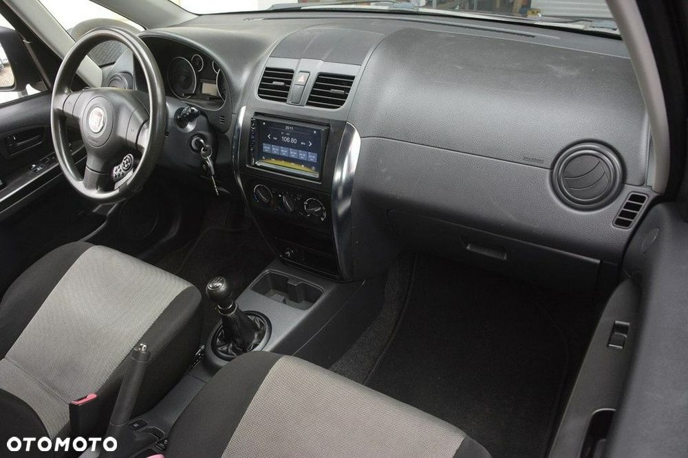 Fiat Sedici 1.6 16V 4x4 Dynamic - 18