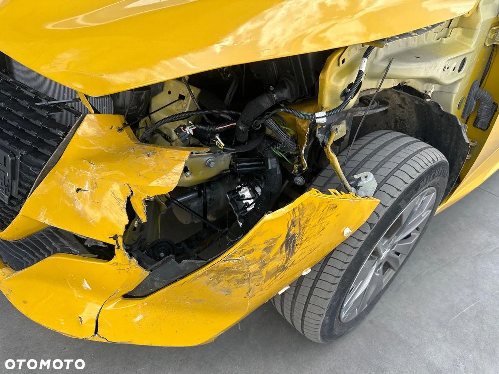 Peugeot 208 Elektromotor 136 Allure+ - 16