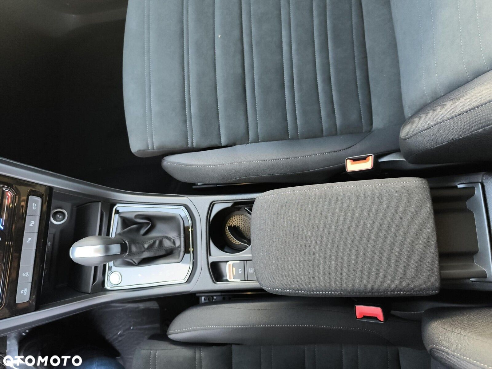 Volkswagen Touran - 40