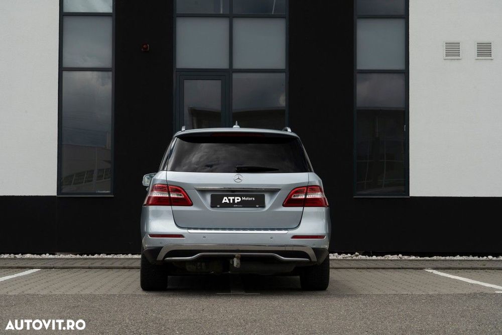 Mercedes-Benz ML - 6
