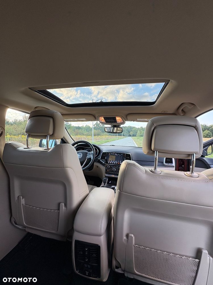 Jeep Grand Cherokee - 20