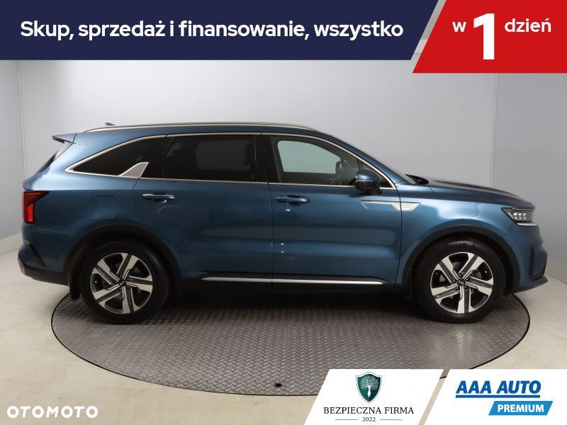 Kia Sorento - 8