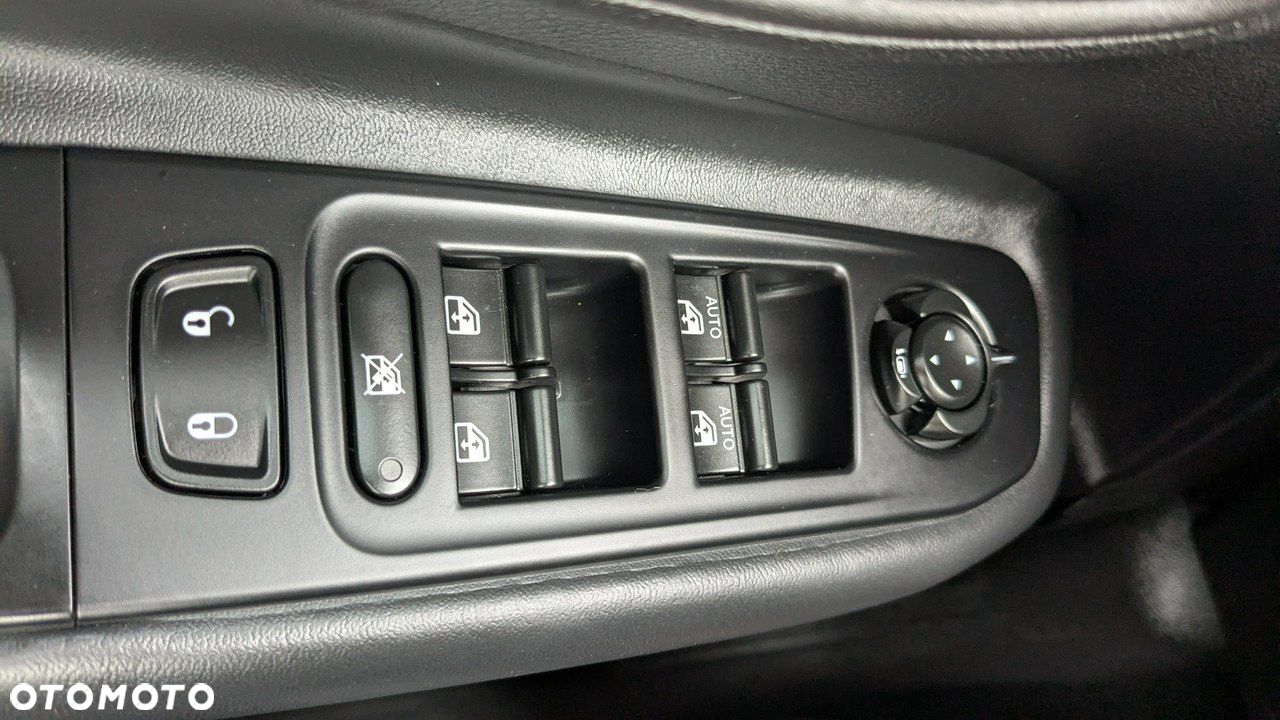 Jeep Renegade - 33