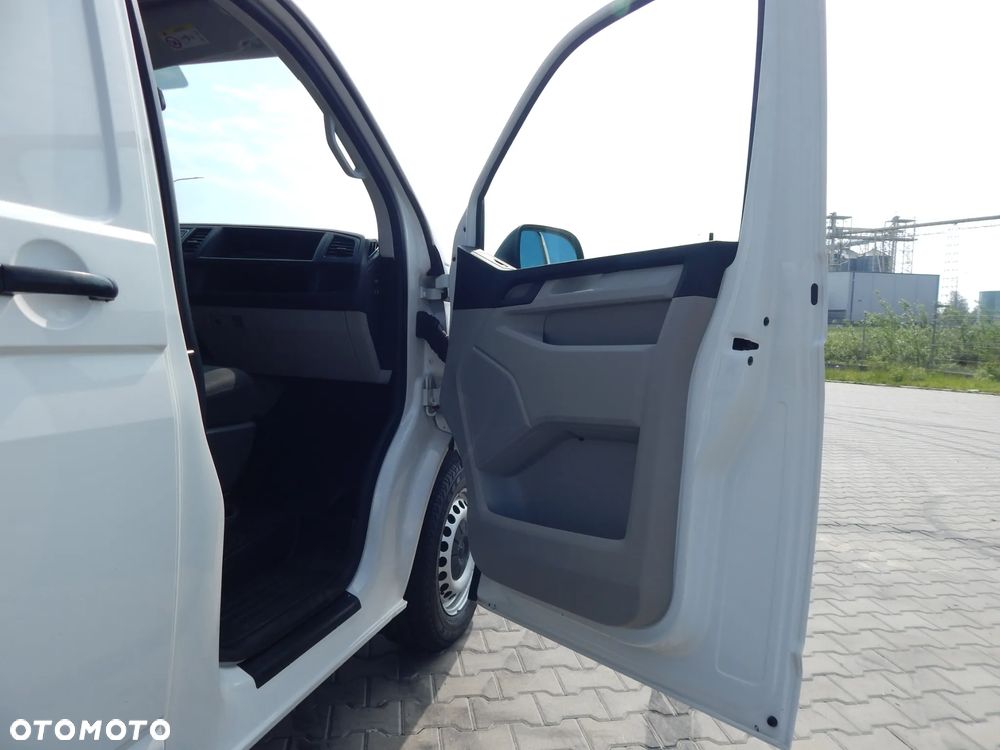 Volkswagen Transporter T-6 Long Klima - 15