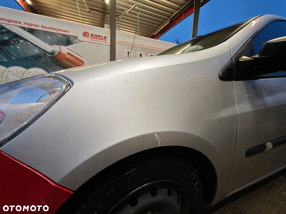 Renault Clio 1.2 16V 75 Dynamique - 29