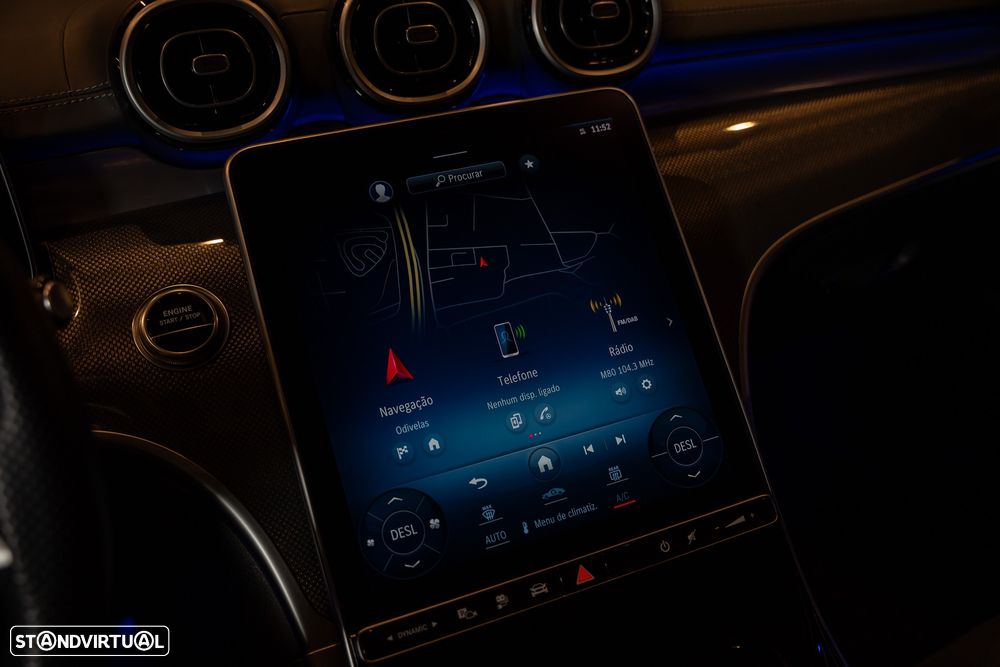 Mercedes-Benz C 300 e AMG Line - 19