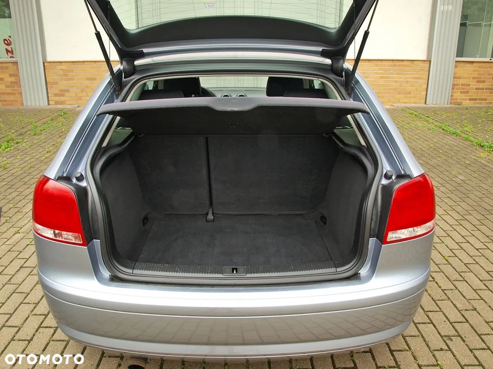 Audi A3 1.6 Ambition - 17