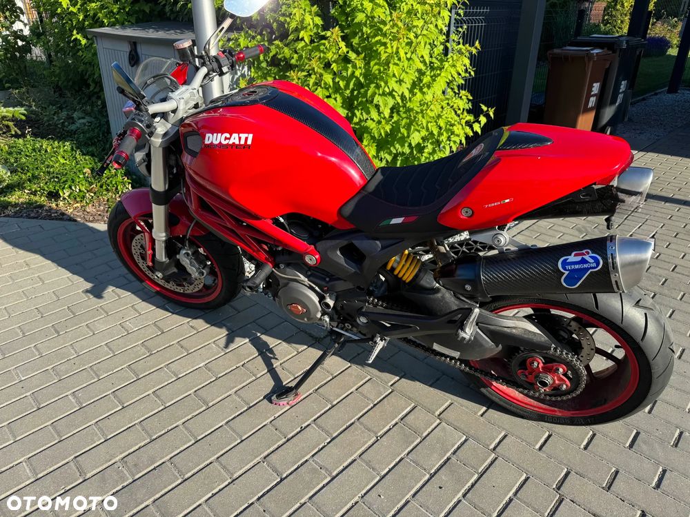 Ducati Monster - 2