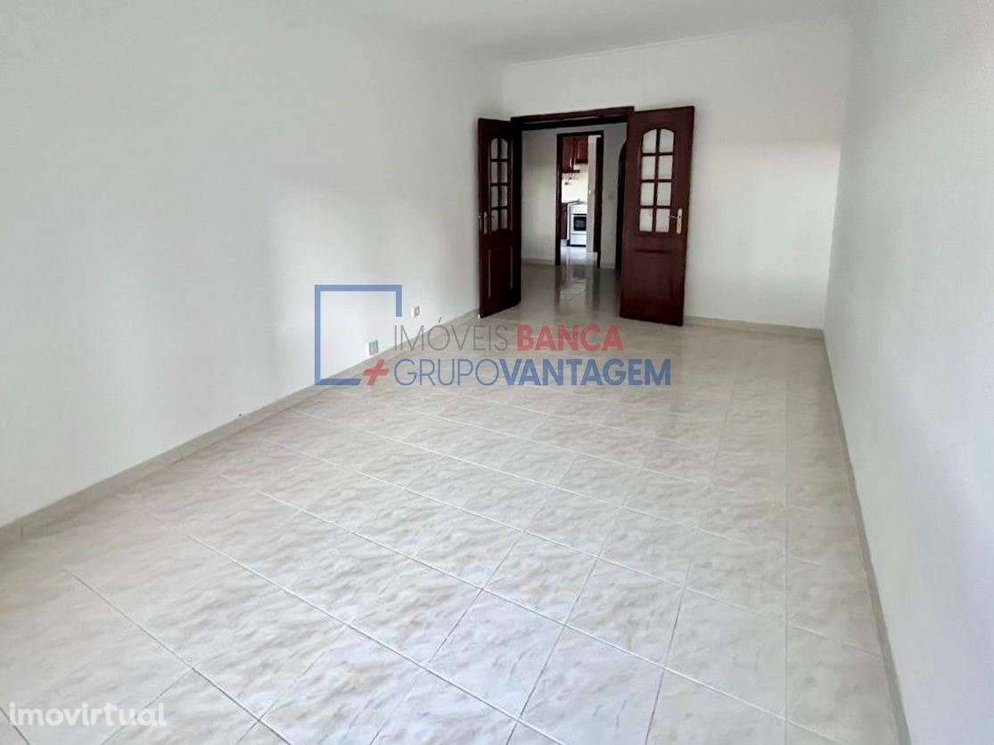 T2 com 83 m² em São Marcos | Arrendado até Outubro 2025 - Grande imagem: 4/16