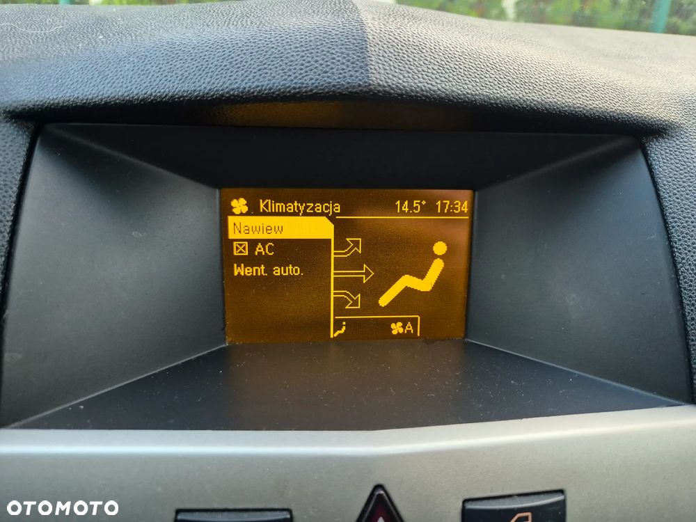 Opel Astra 1.6 Enjoy - 11