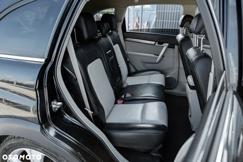 Chevrolet Captiva 3.0 V6 SIDI AWD Automatik LTZ - 24