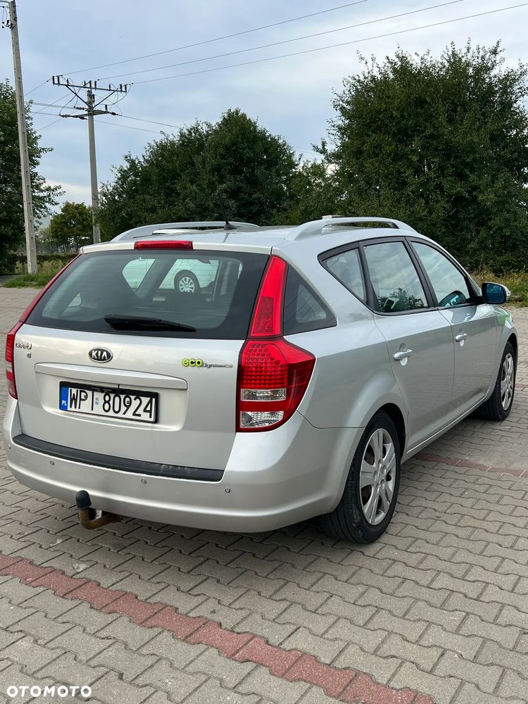 Kia Ceed 1.6 Crdi Comfort - 4