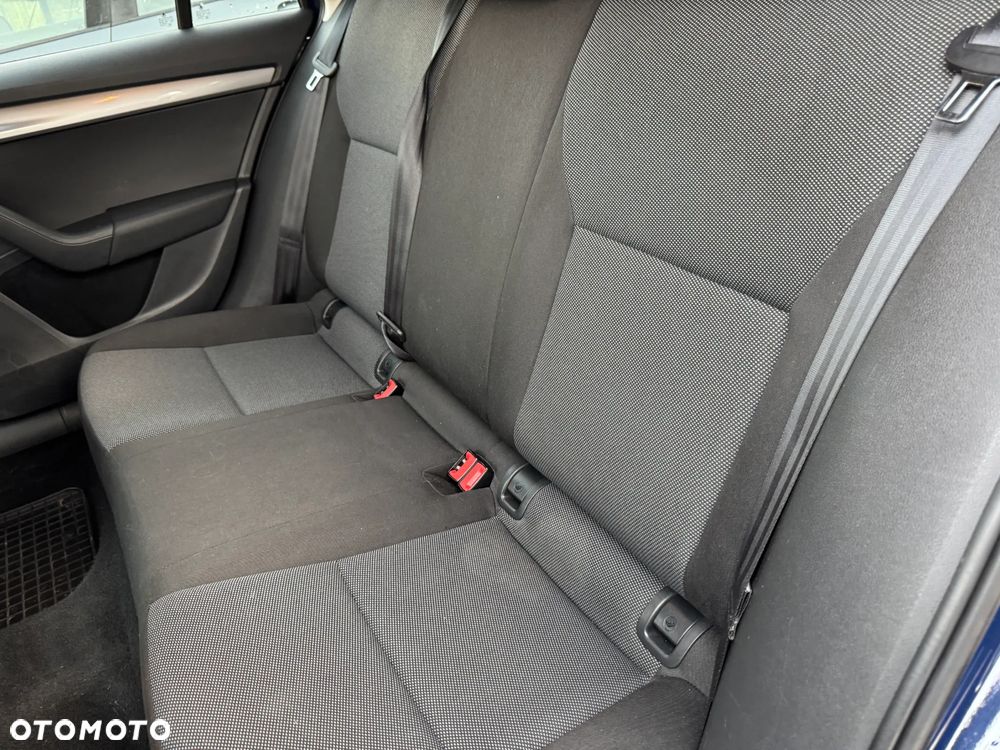 Skoda Octavia 1.2 TSI Active - 11