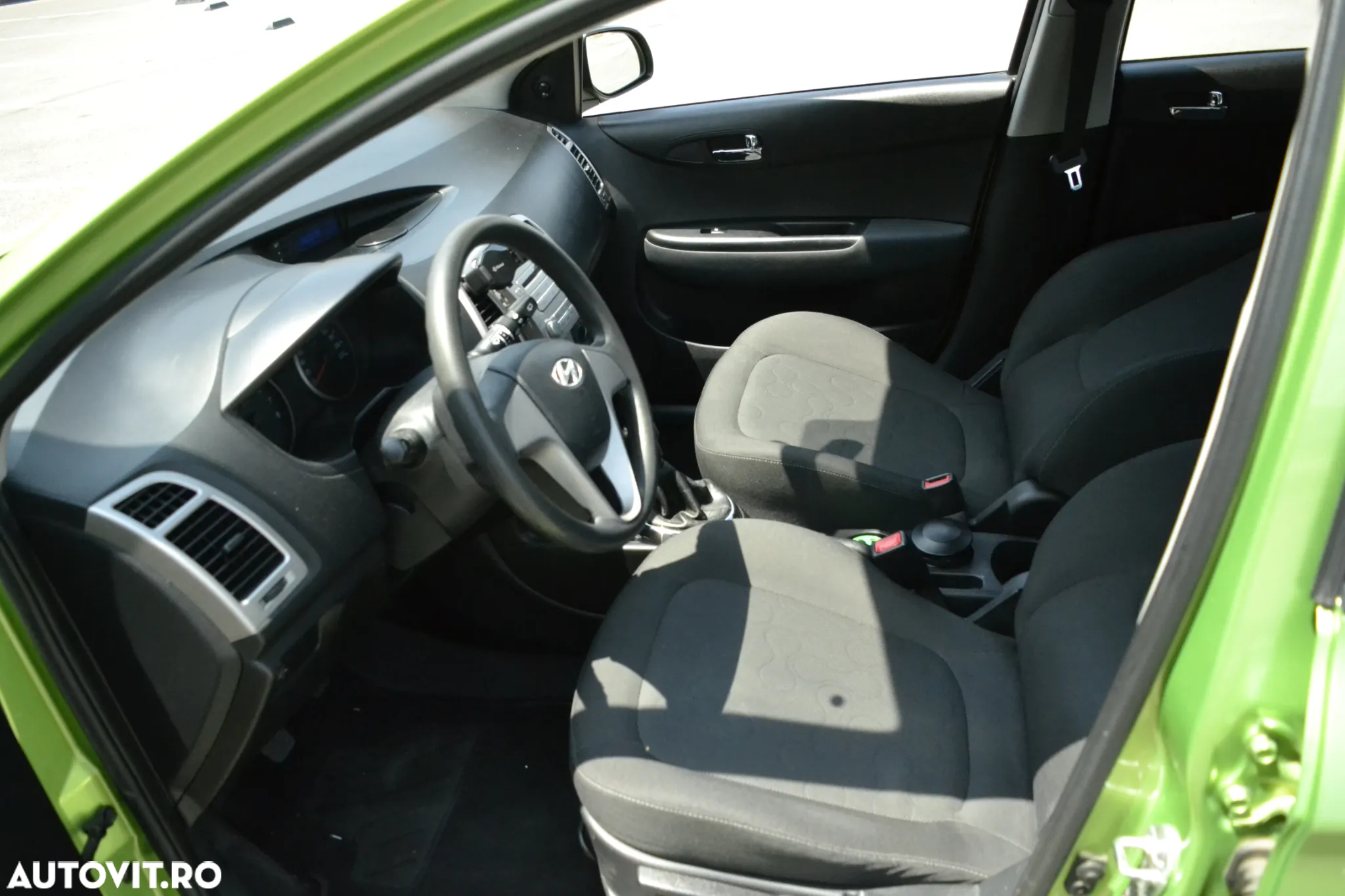 Hyundai i20 1.2 GL Comfort - 14